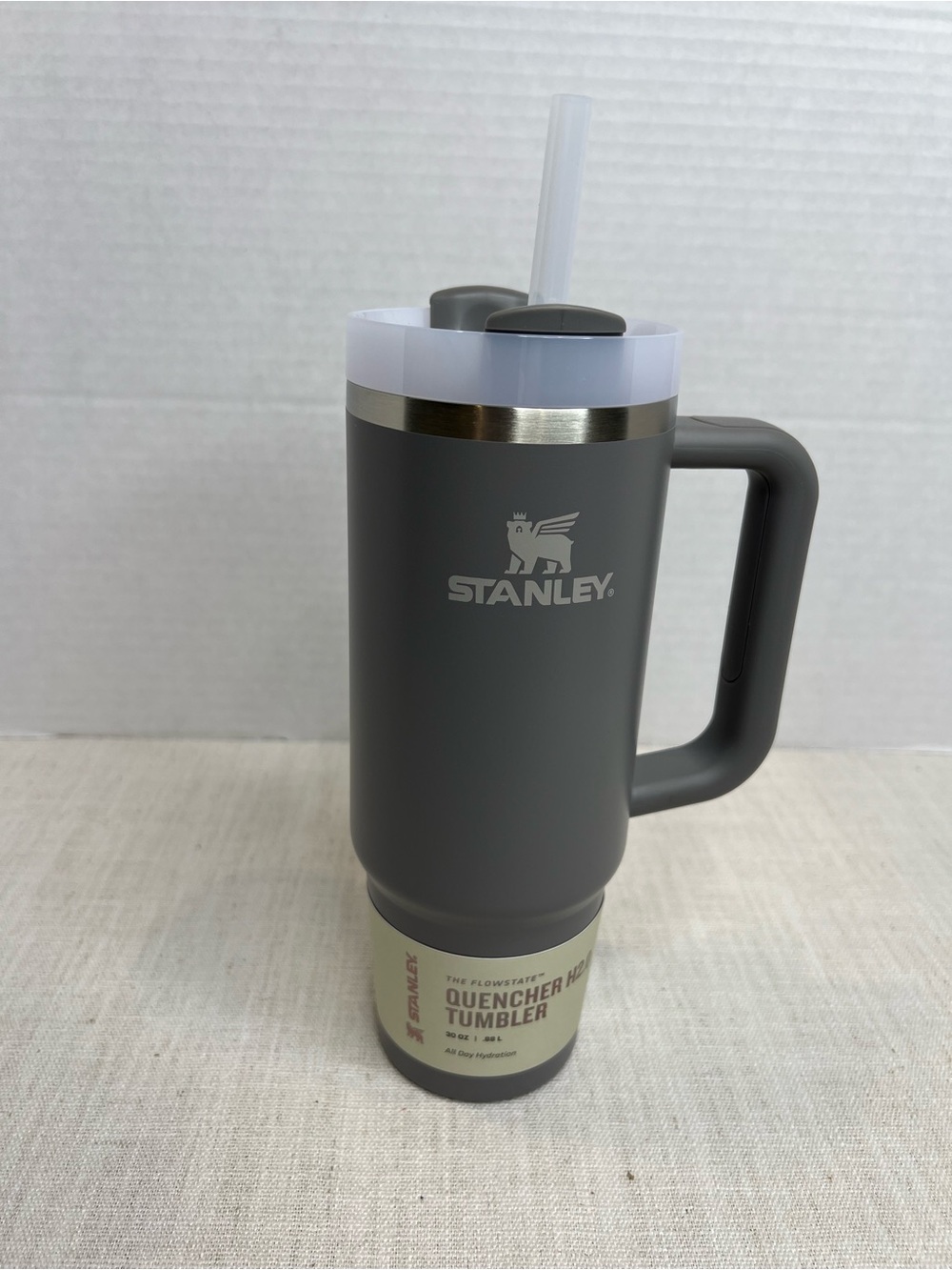 Stanley 30 oz Quencher H2.0 Tumbler - Charcoal Gray